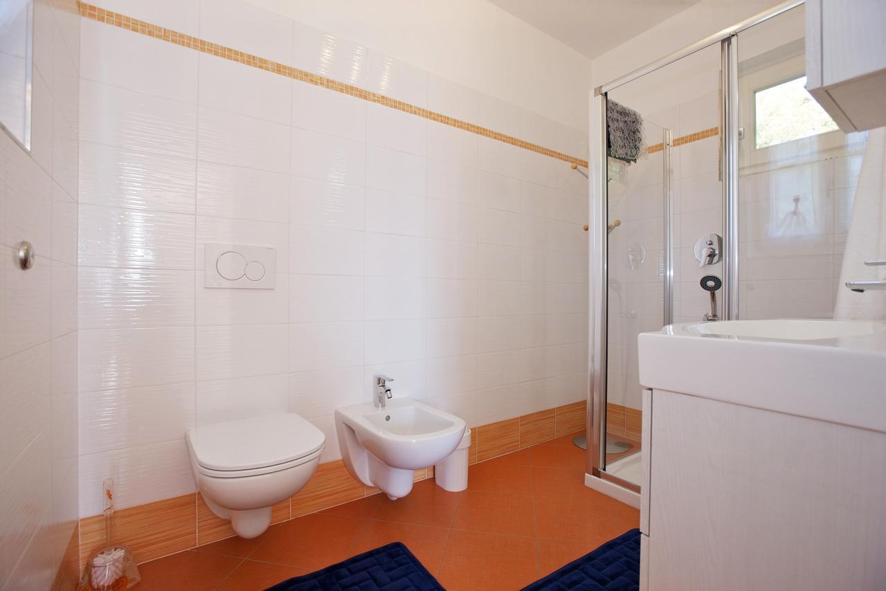 La Tranquillita Apartment ออกเจบบิโอ ภายนอก รูปภาพ